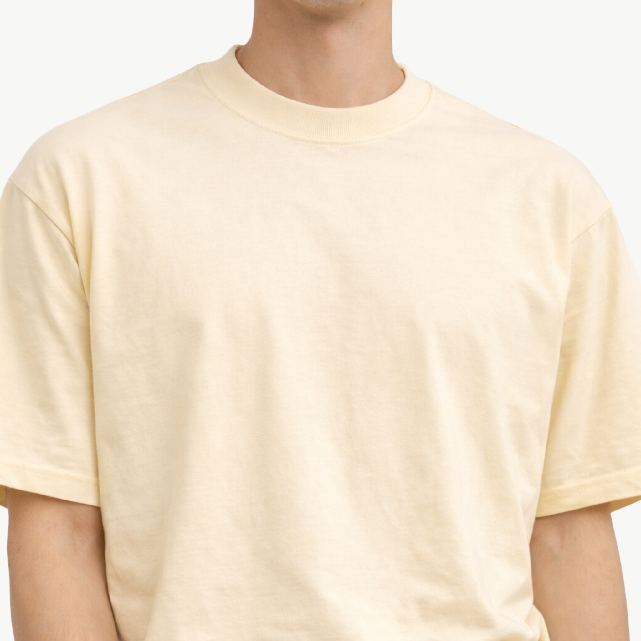 CAMISETA HUESO SEMI OVERSIZE 220 G
