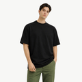 CAMISETA NEGRA SEMI OVERSIZE 220 G