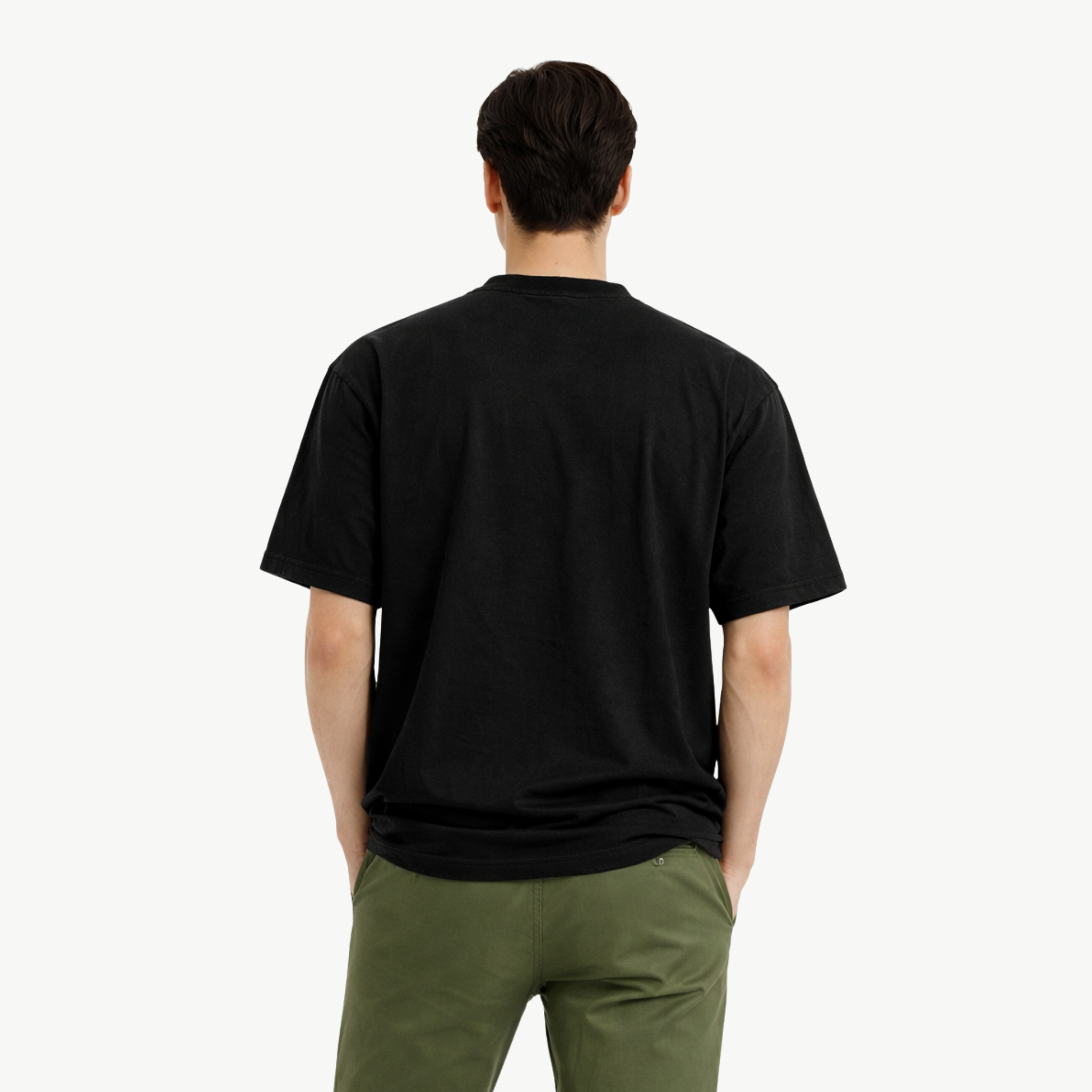 CAMISETA NEGRA SEMI OVERSIZE 220 G